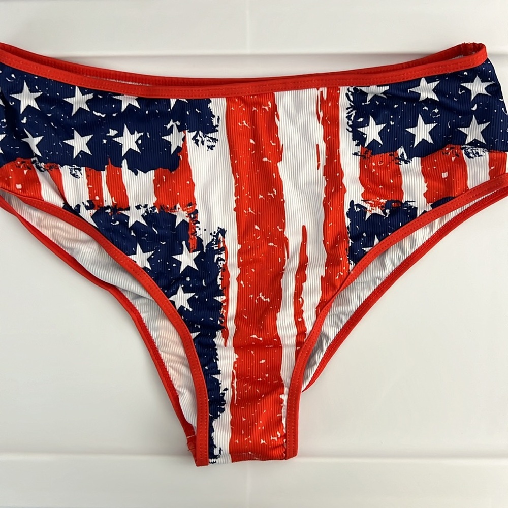 Plus Size American Flag Stars Stripes High Waisted Bikini Set - Picture 4 of 10